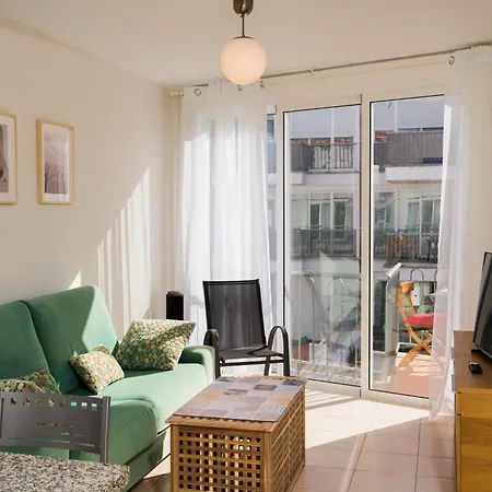 Poseidon Arena Apartament *